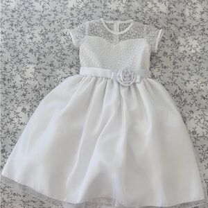 Elegant Communion Dress with Floral Accent